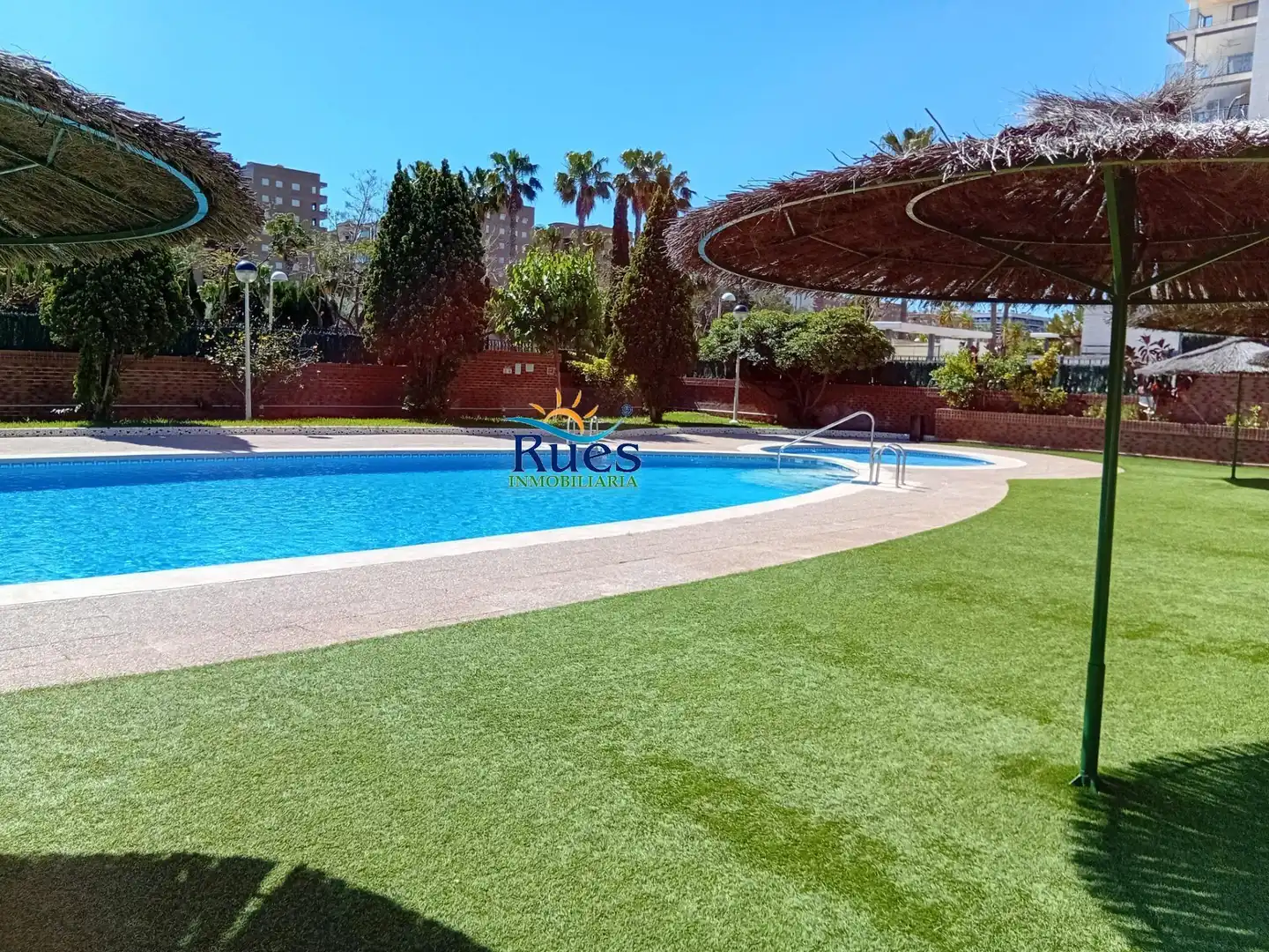 Piscina de Planta baixa en venda en Oropesa del Mar / Orpesa amb Aire condicionat, Terrassa i Traster