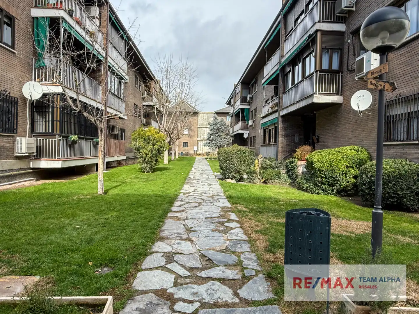 Vista exterior de Piso en venta en Paracuellos de Jarama con Aire acondicionado, Calefacción y Jardín privado