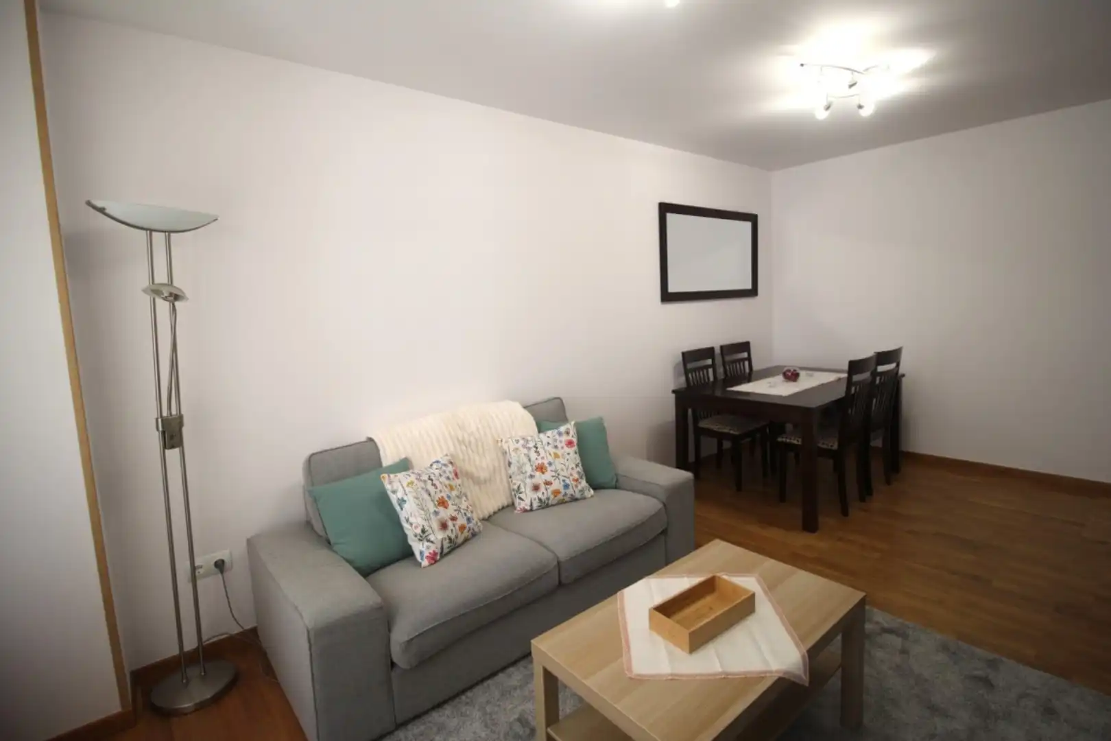 Wohnzimmer von Wohnung zur Miete in Sada (A Coruña) mit Heizung, Parkett und Abstellraum