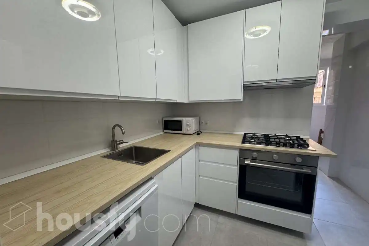 Cocina de Piso de alquiler en Móstoles con Parquet y Amueblado