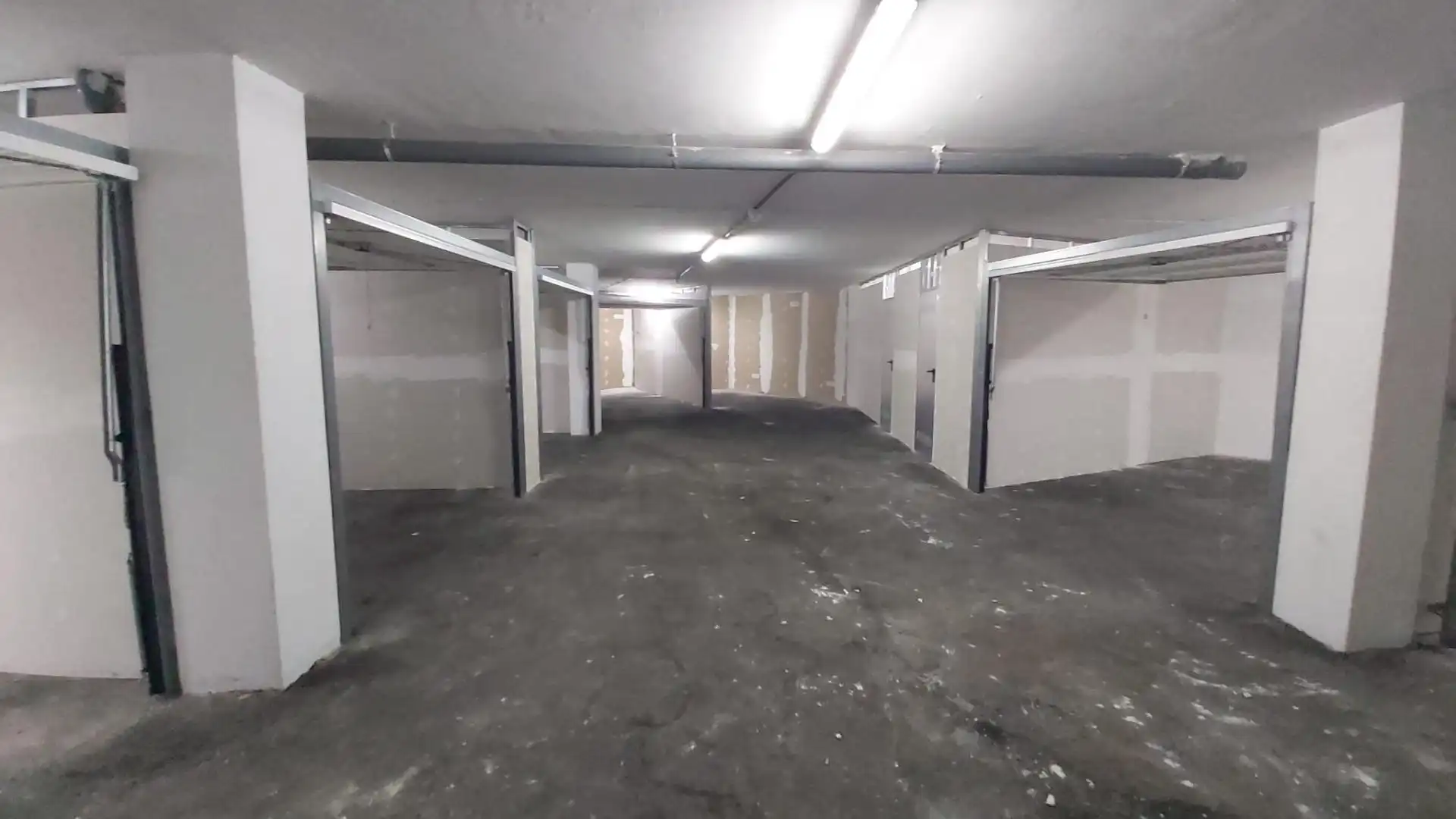 Einzelparkplatz zum Verkauf in Zona Botánico, imagen 12
