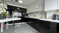 Kitchen of Flat for sale in Vigo 