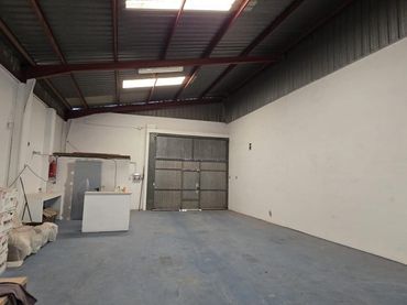 Nave industrielle à vendre à Parque de la Bombilla