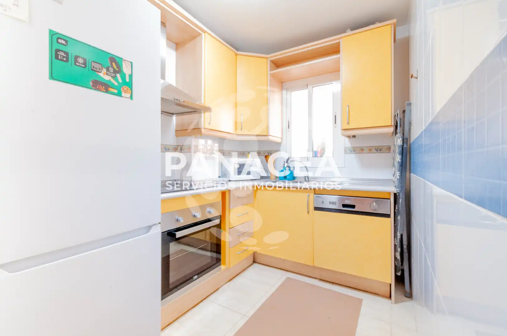 Kitchen of Flat for sale in Roquetas de Mar  with Terrace, Furnished and Oven