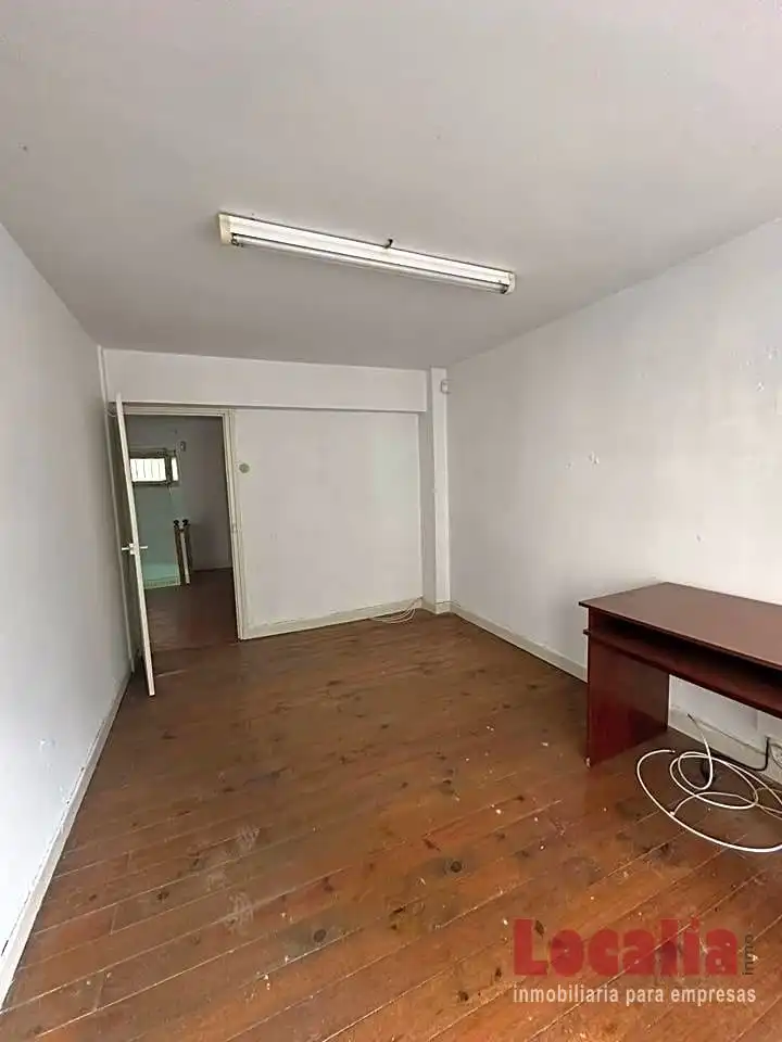 Local commercial à louer à Mayor, imagen 18