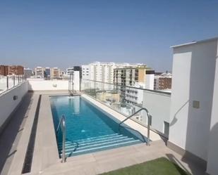 Swimming pool of Apartment for sale in  Sevilla Capital  with Air Conditioner, Heating and Private garden