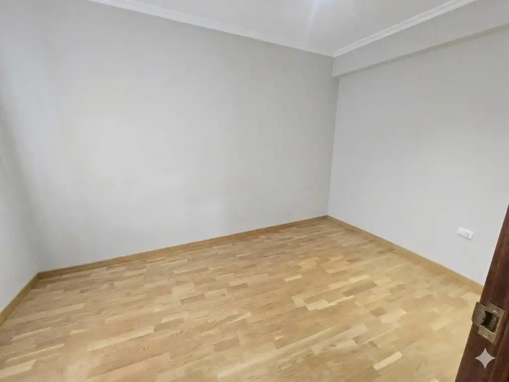 Habitación de Piso de alquiler en Vigo  con Calefacción