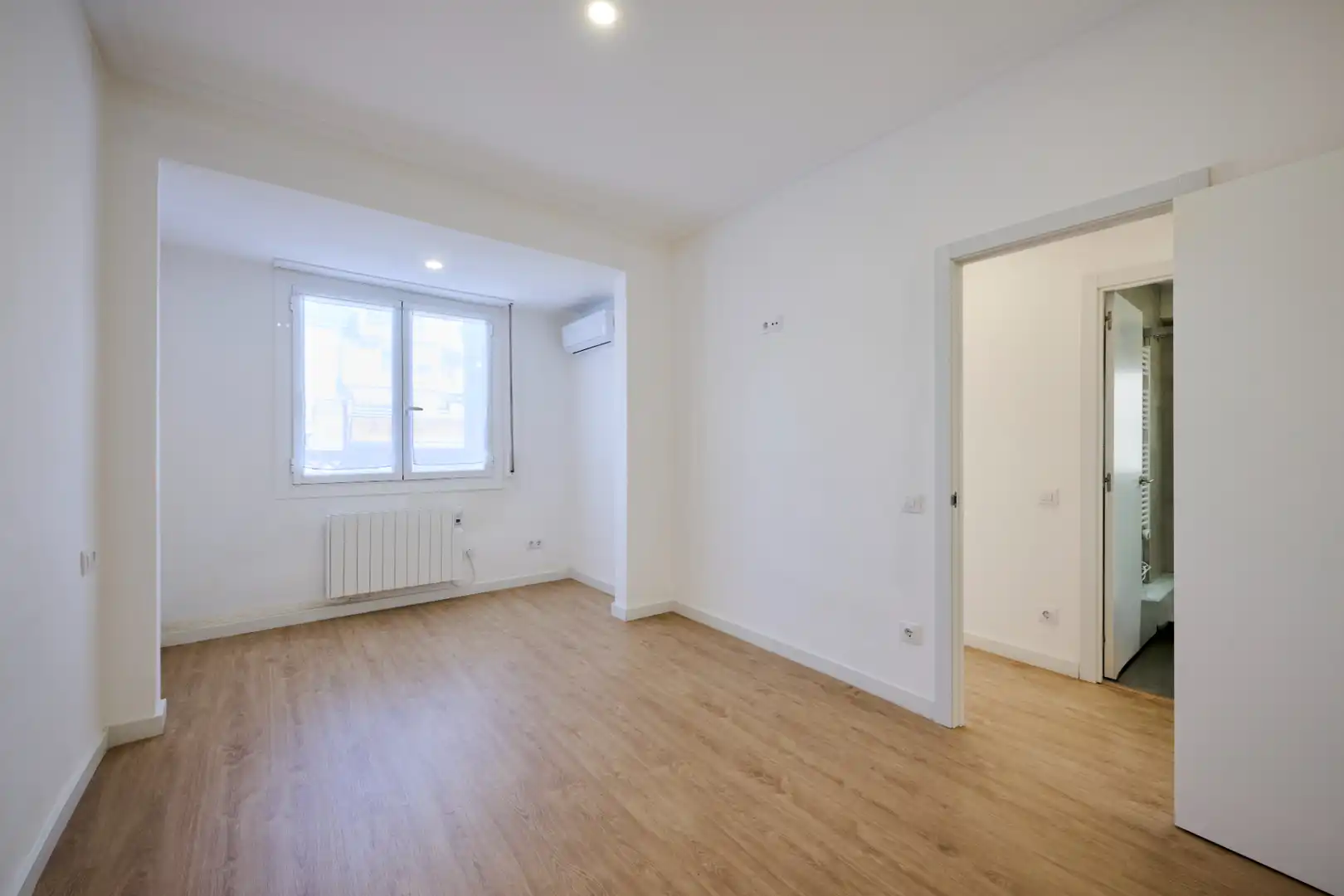 Habitación de Piso en venta en Barcelona con Aire acondicionado, Calefacción y Terraza