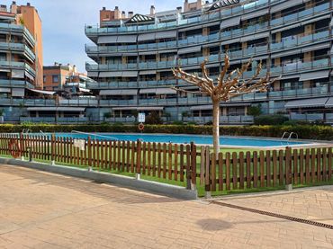 Appartamento con piscina in vendita a Sant Andreu de la Barca