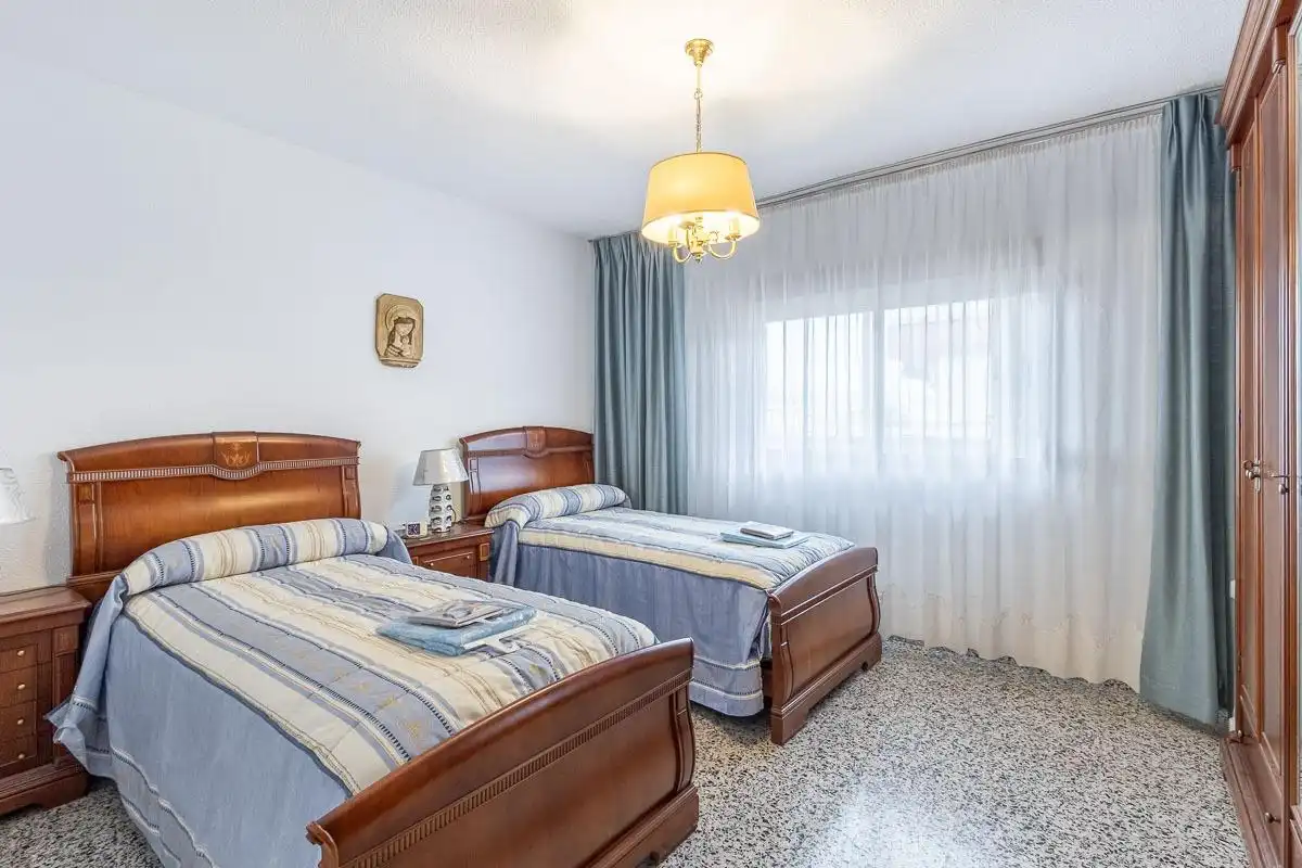Flat with terrace to rent in Chana, imagen 17