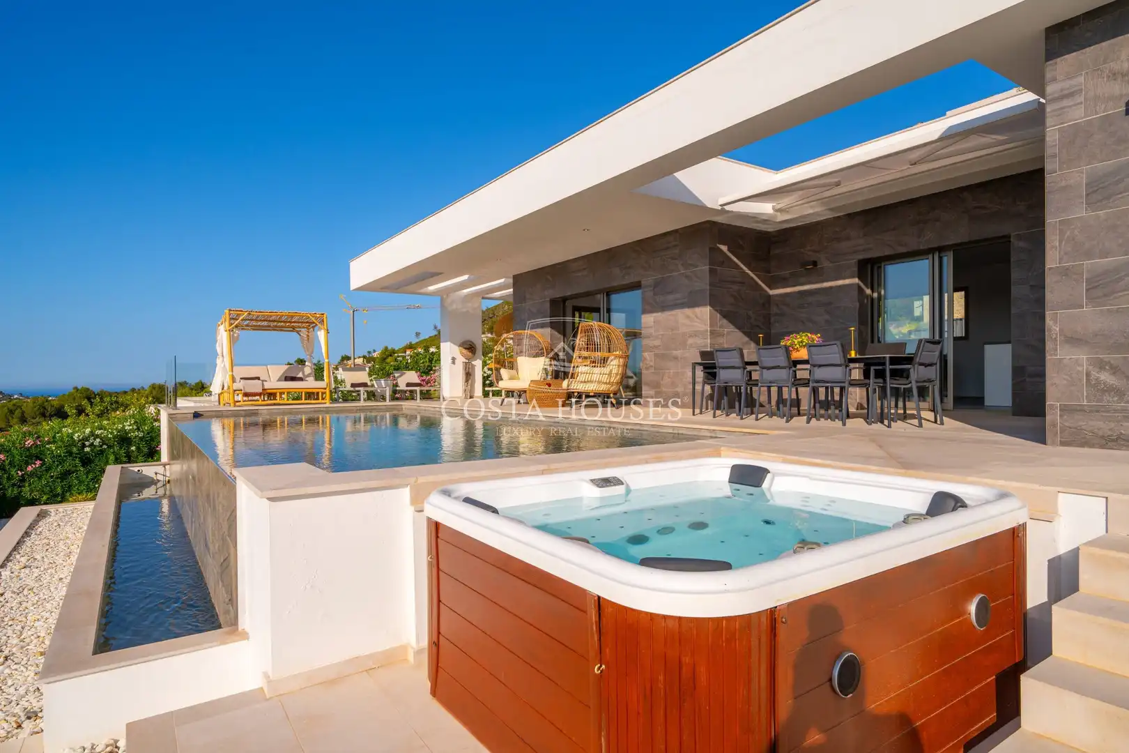 Swimming pool of Houses for sale in Jávea / Xàbia  with Air Conditioner, Private garden and Terrace
