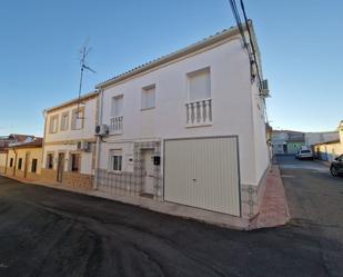 Vista exterior de Casa o xalet en venda en Majadas amb Aire condicionat