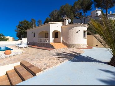 Xalet amb piscina en venda a Zona Pueblo