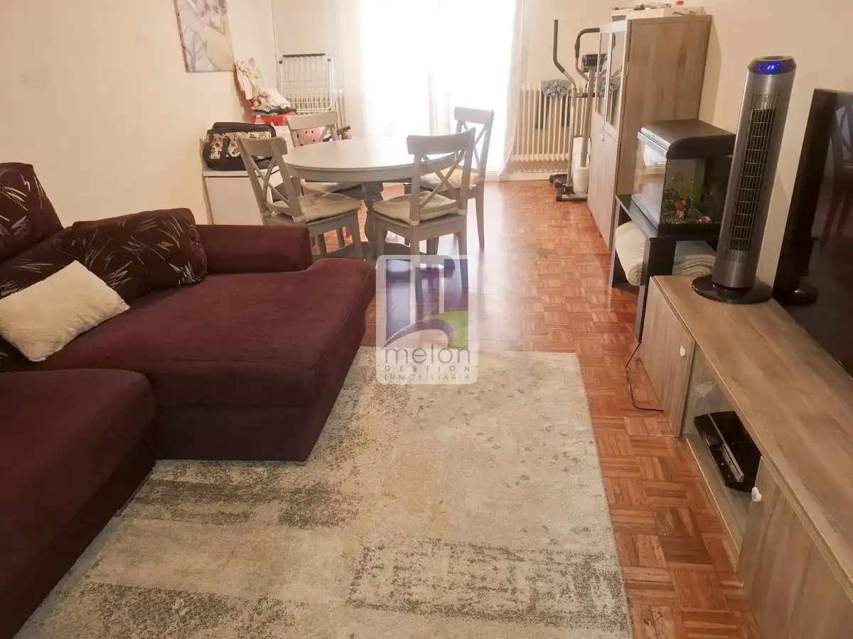 Sala d'estar de Pis en venda en Burgos amb Traster