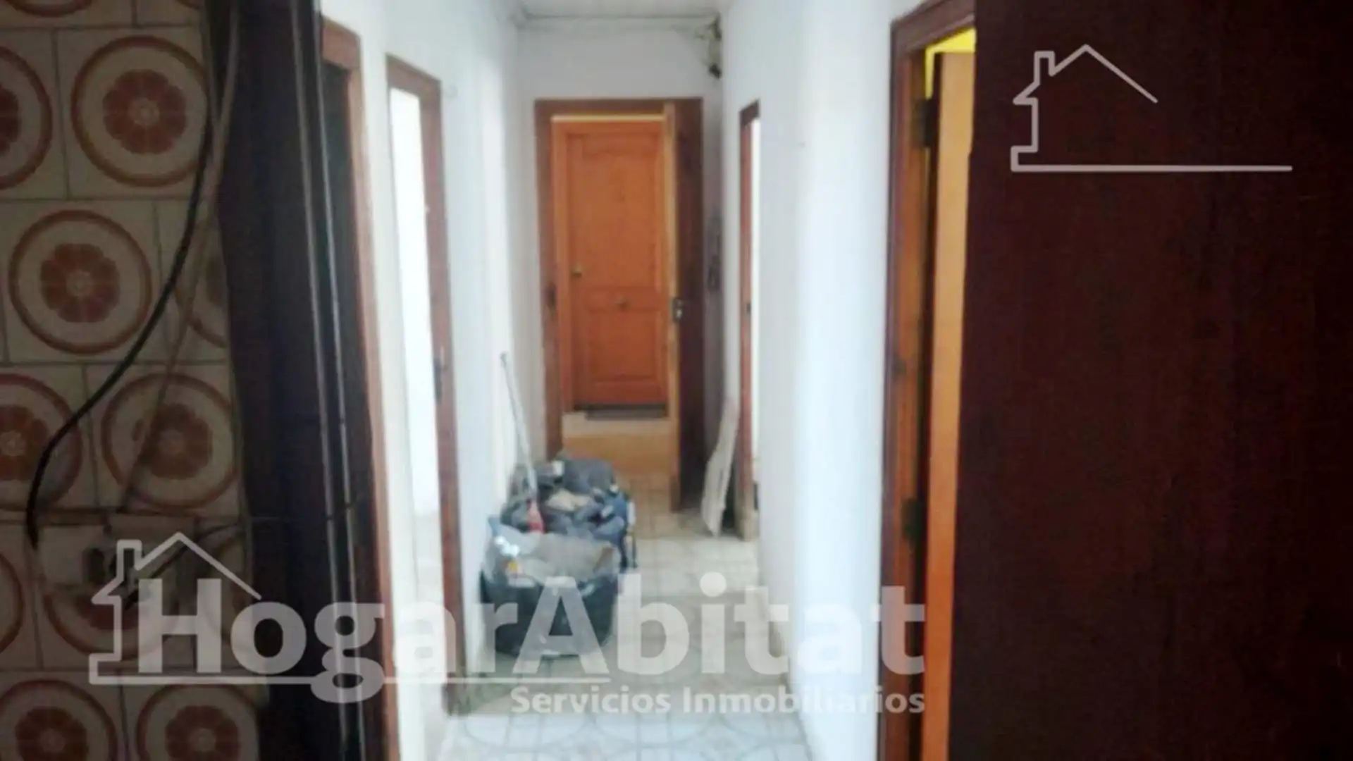 Flat for sale in Carcaixent  with Balcony