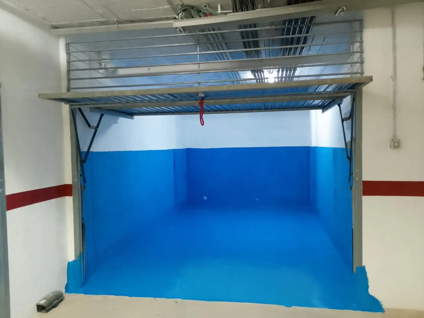 Schwimmbecken von Garage zur Miete in La Unión