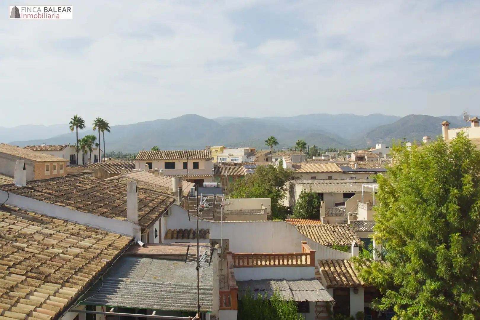 Vista exterior de Ático en venta en Santa María del Camí con Aire acondicionado, Calefacción y Terraza