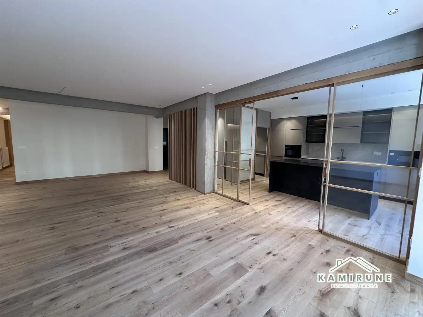 Living room of Flat for rent in Bilbao   with Heating, Terrace and Storage room
