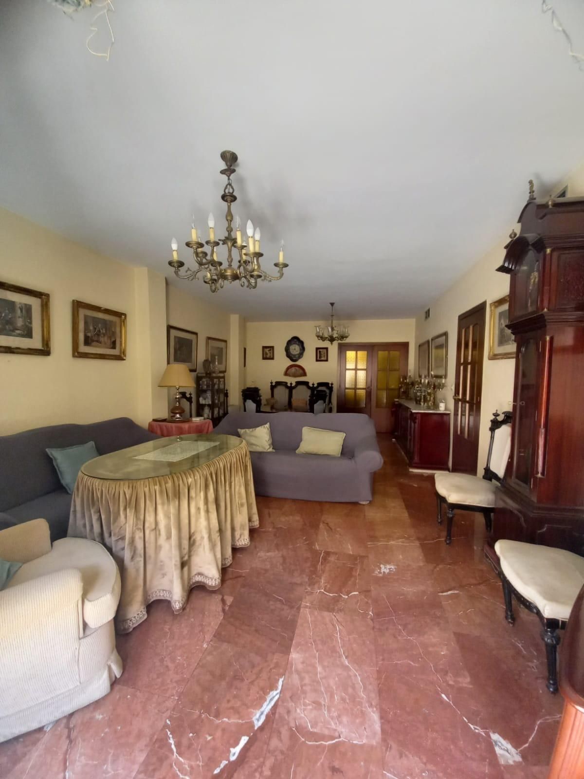 Sala d'estar de Pis en venda en  Córdoba Capital amb Aire condicionat i Terrassa