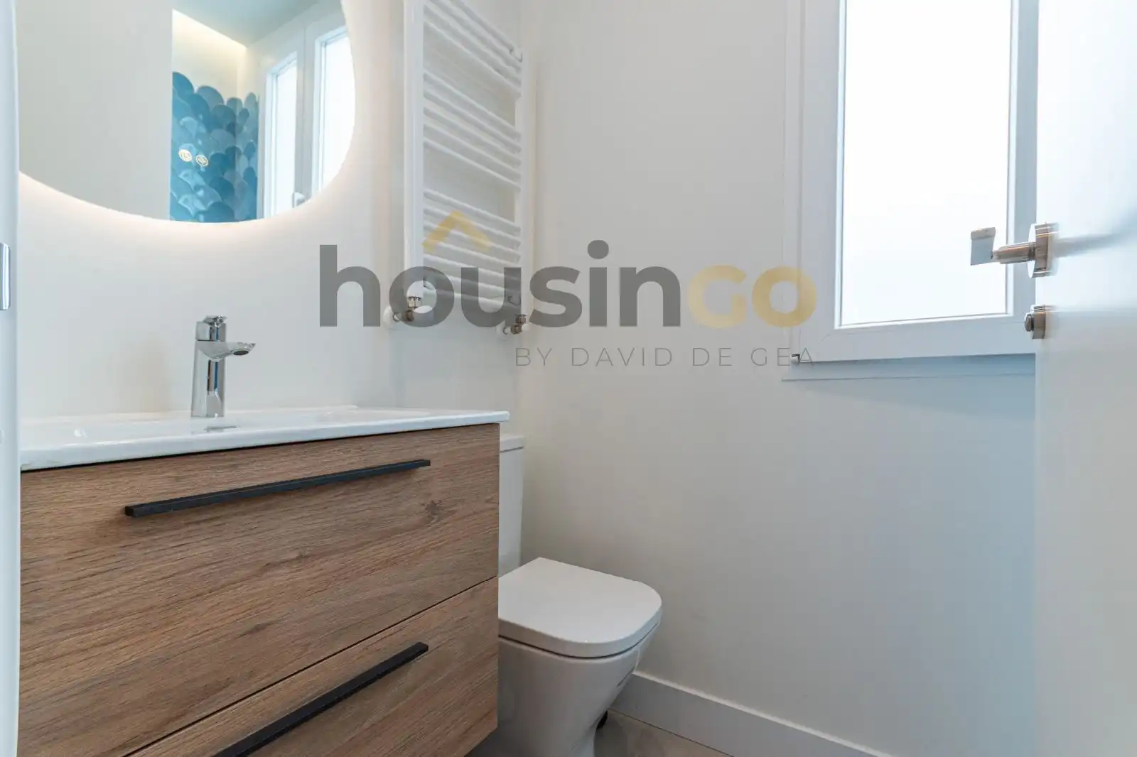 Bathroom of Flat for rent in Madrid  with Air Conditioner, Heating and Terrace