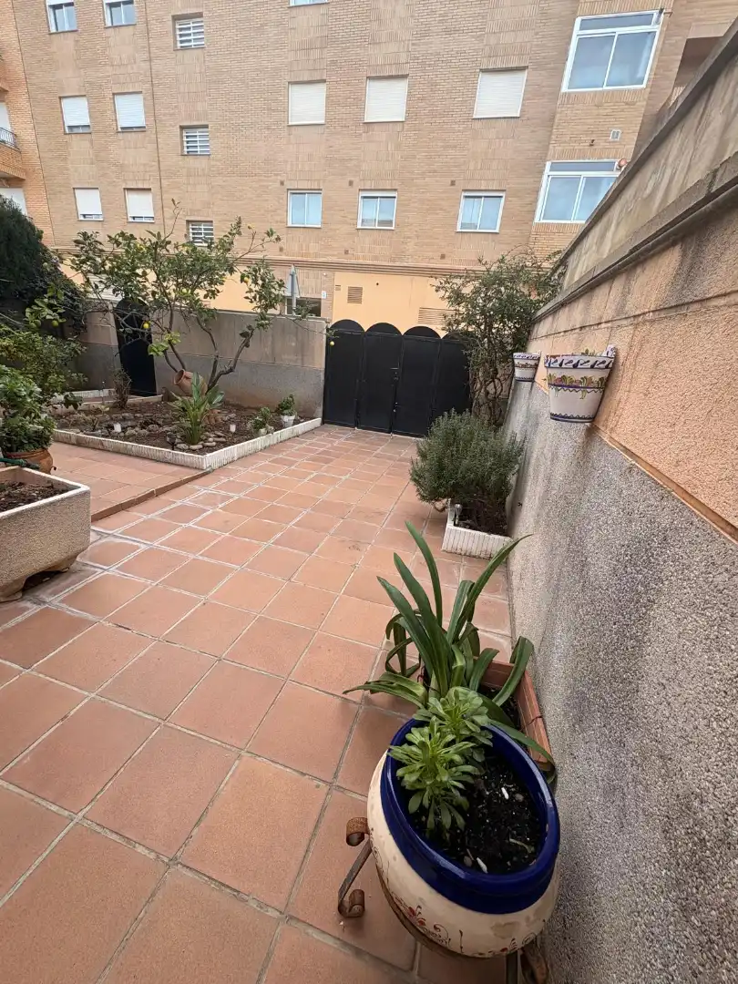 Jardín de Casa o chalet de alquiler en Sagunto / Sagunt con Aire acondicionado, Calefacción y Jardín privado