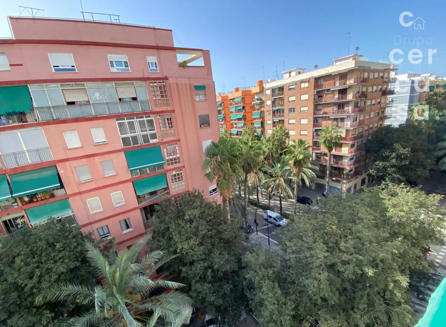 Vista exterior de Pis en venda en Valencia amb Moblat i Balcó
