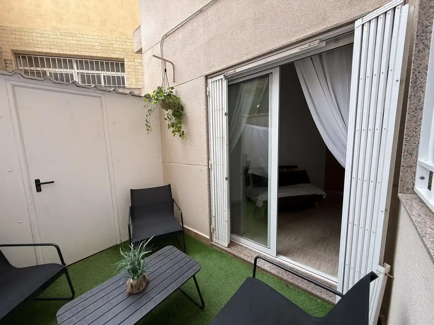 Terraza de Piso en venta en Roquetas de Mar con Aire acondicionado, Amueblado y Balcón
