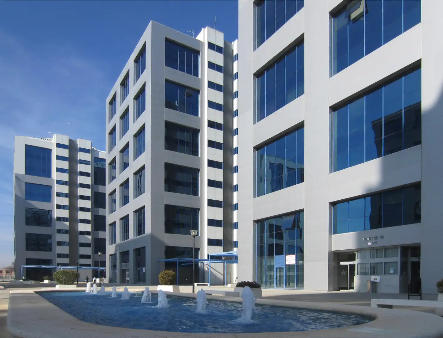 Office space with lift for sale in Avenida Ingeniería 7B