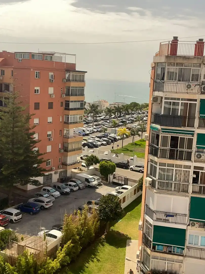 Vista exterior de Apartament en venda en Torremolinos amb Terrassa