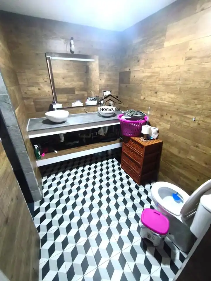 Bany de Casa o xalet en venda en Cáceres