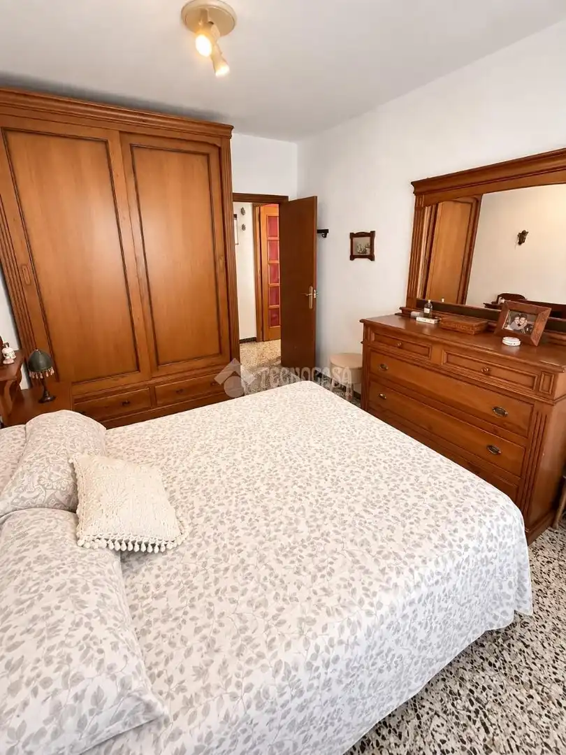 Flat with terrace for sale in Florida - Ciudad de Asís, imagen 7