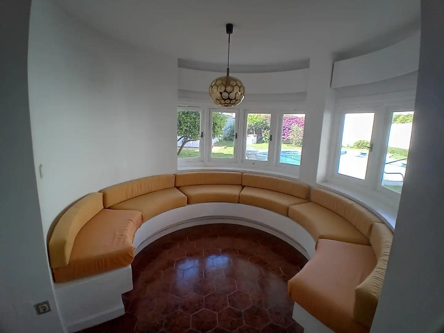 Living room of Houses for sale in Fuengirola  with Air Conditioner, Private garden and Terrace