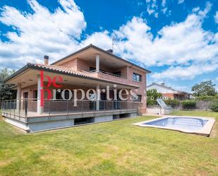 Exterior view of House or chalet to rent in Sant Cugat del Vallès  with Air Conditioner, Heating and Parquet flooring