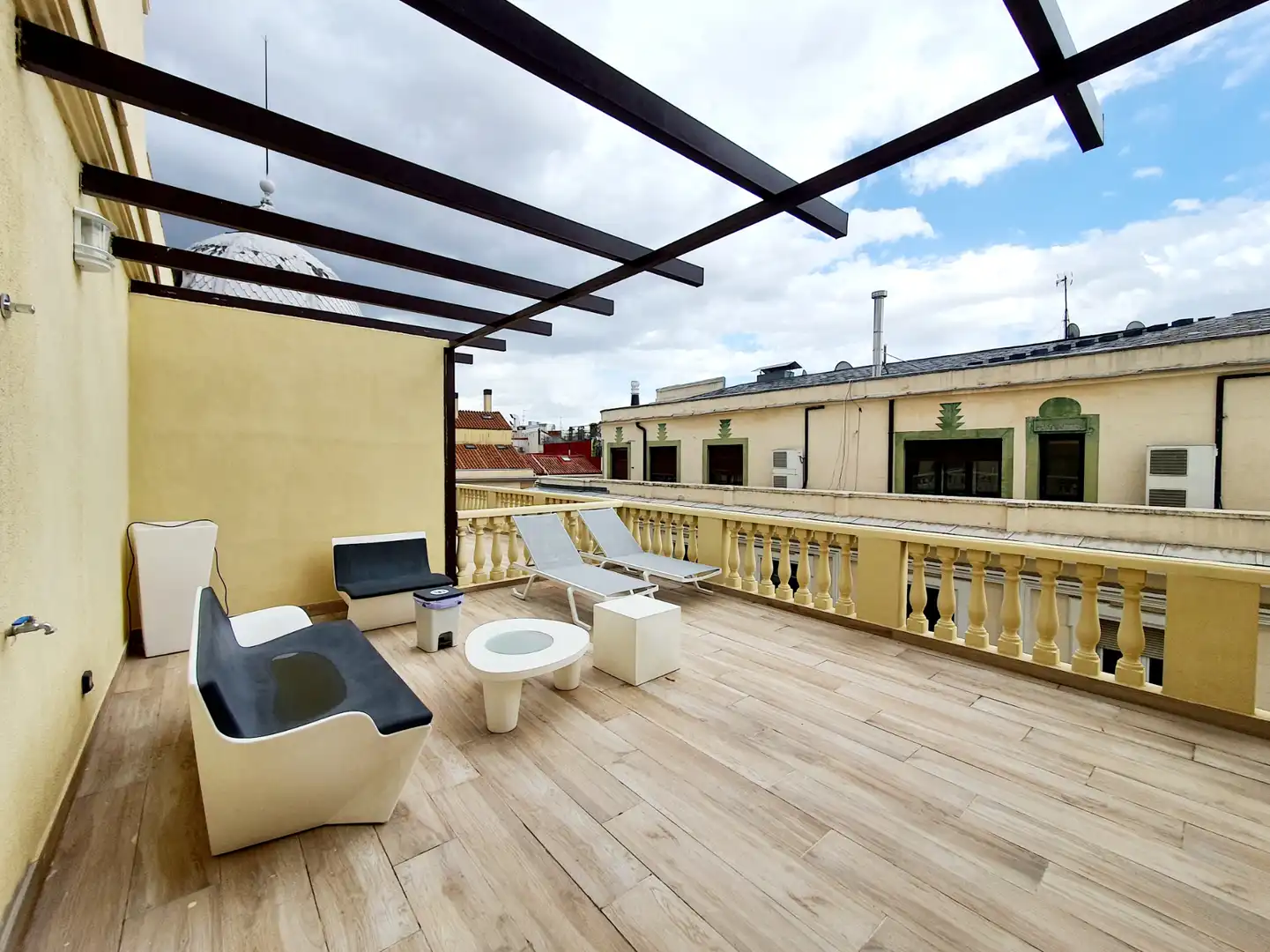 Terrace of Attic for rent in Madrid  with Air Conditioner, Heating and Private garden