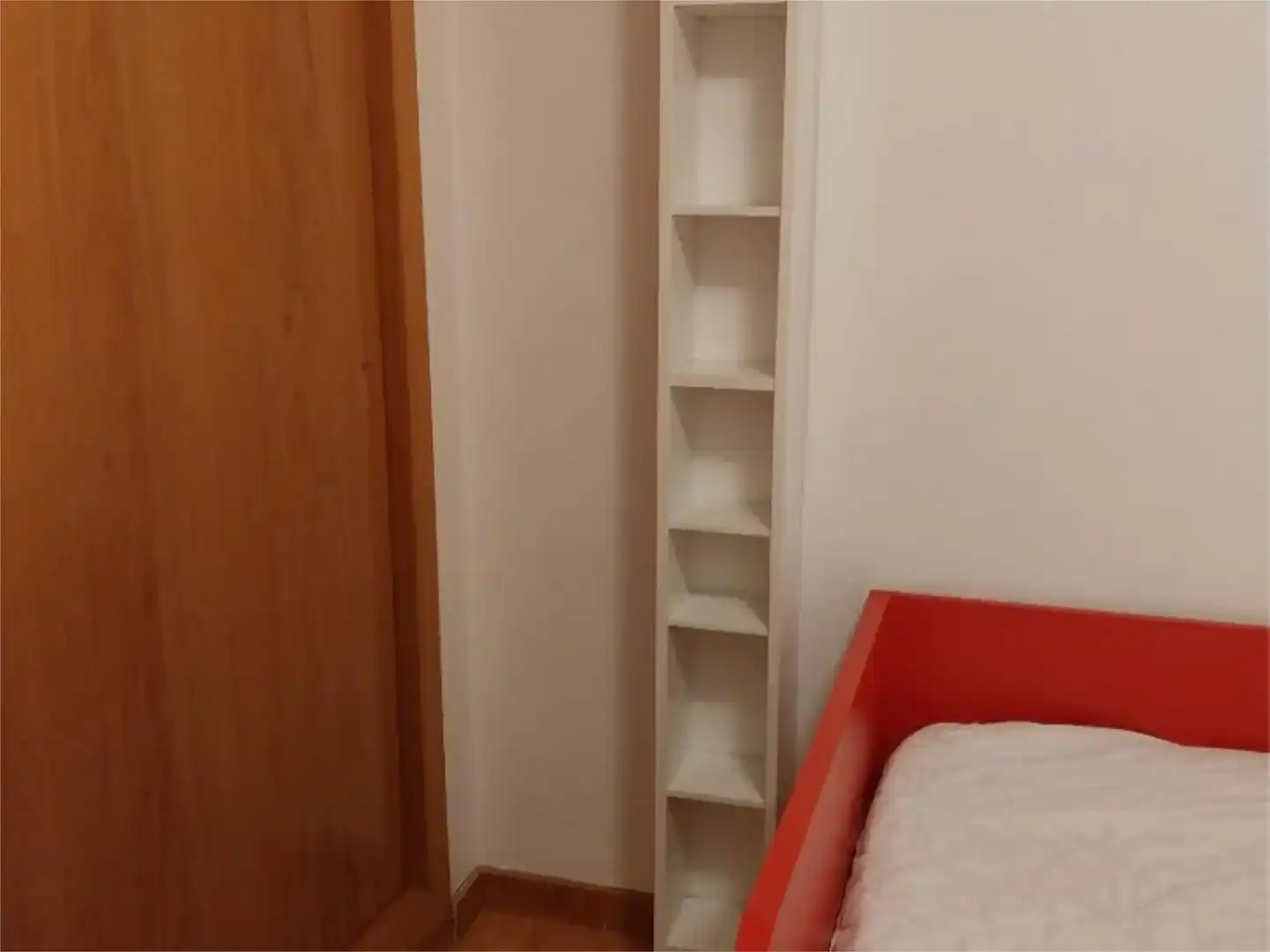Dormitori de Pis en venda en Sur