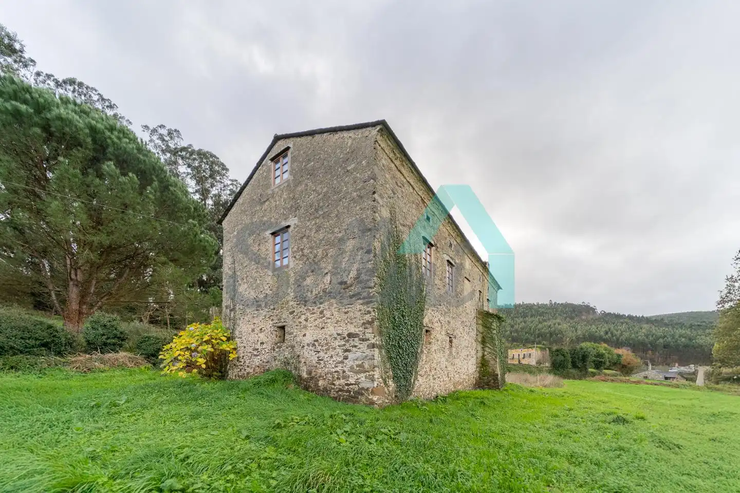 Vista exterior de Casa o chalet en venta en Castropol con Jardín privado y Parquet