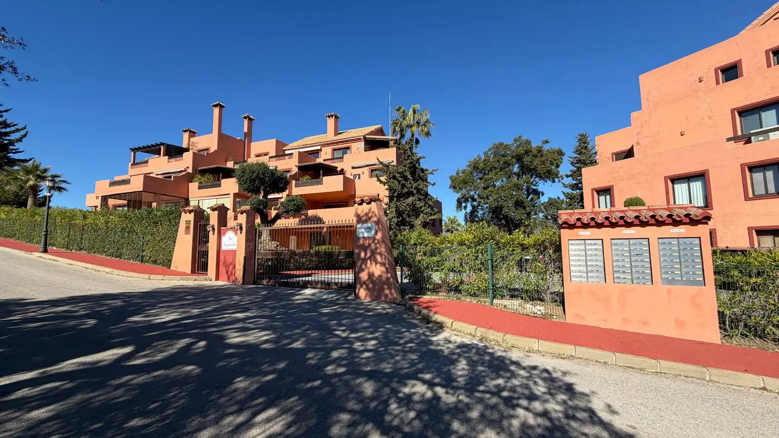 Exterior view of Flat for sale in La Mairena