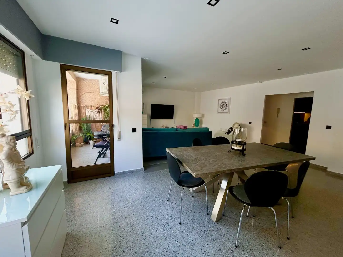Menjador de Apartament en venda en Orihuela amb Calefacció, Traster i Moblat