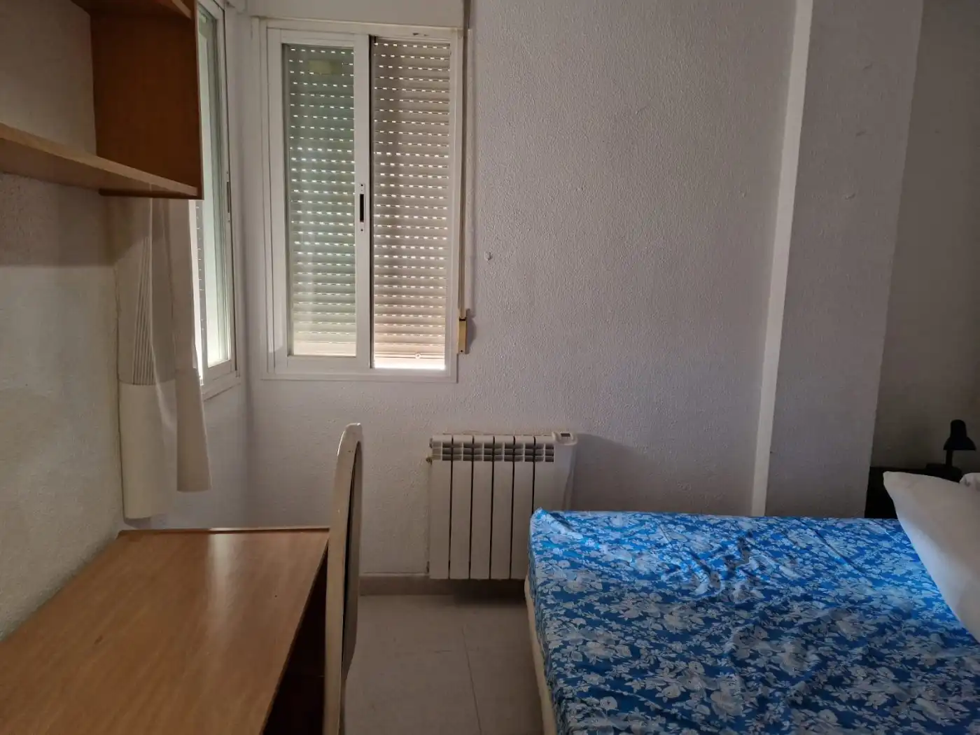 Schlafzimmer von Wohnung zur Miete in Granada mit Möbliert