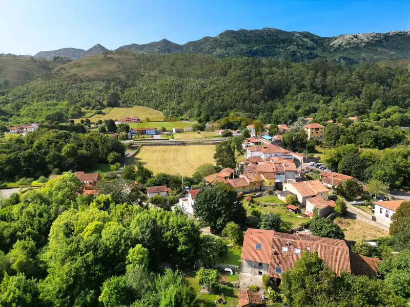 Vista exterior de Residencial en venta en Llanes