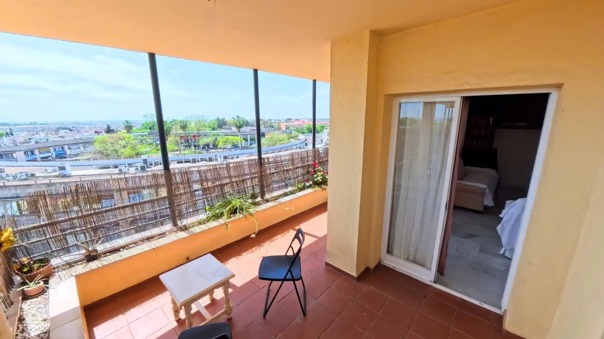 Apartments for rent in Calle SANTA MARIA (LA), Ciudad Expo