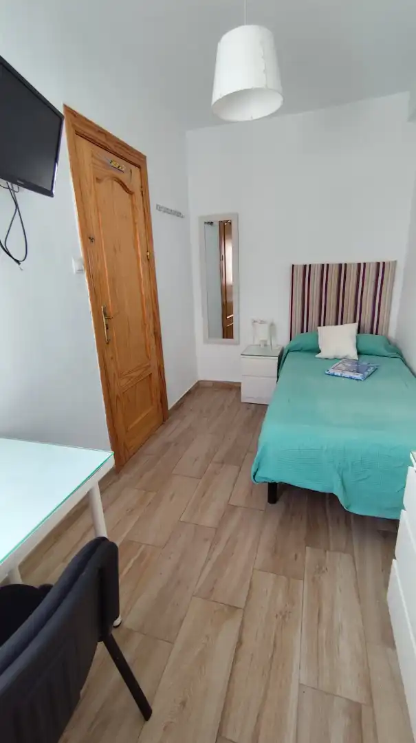 Schlafzimmer von Wohnung zur Miete in Granada mit Klimaanlage, Möbliert und Ofen