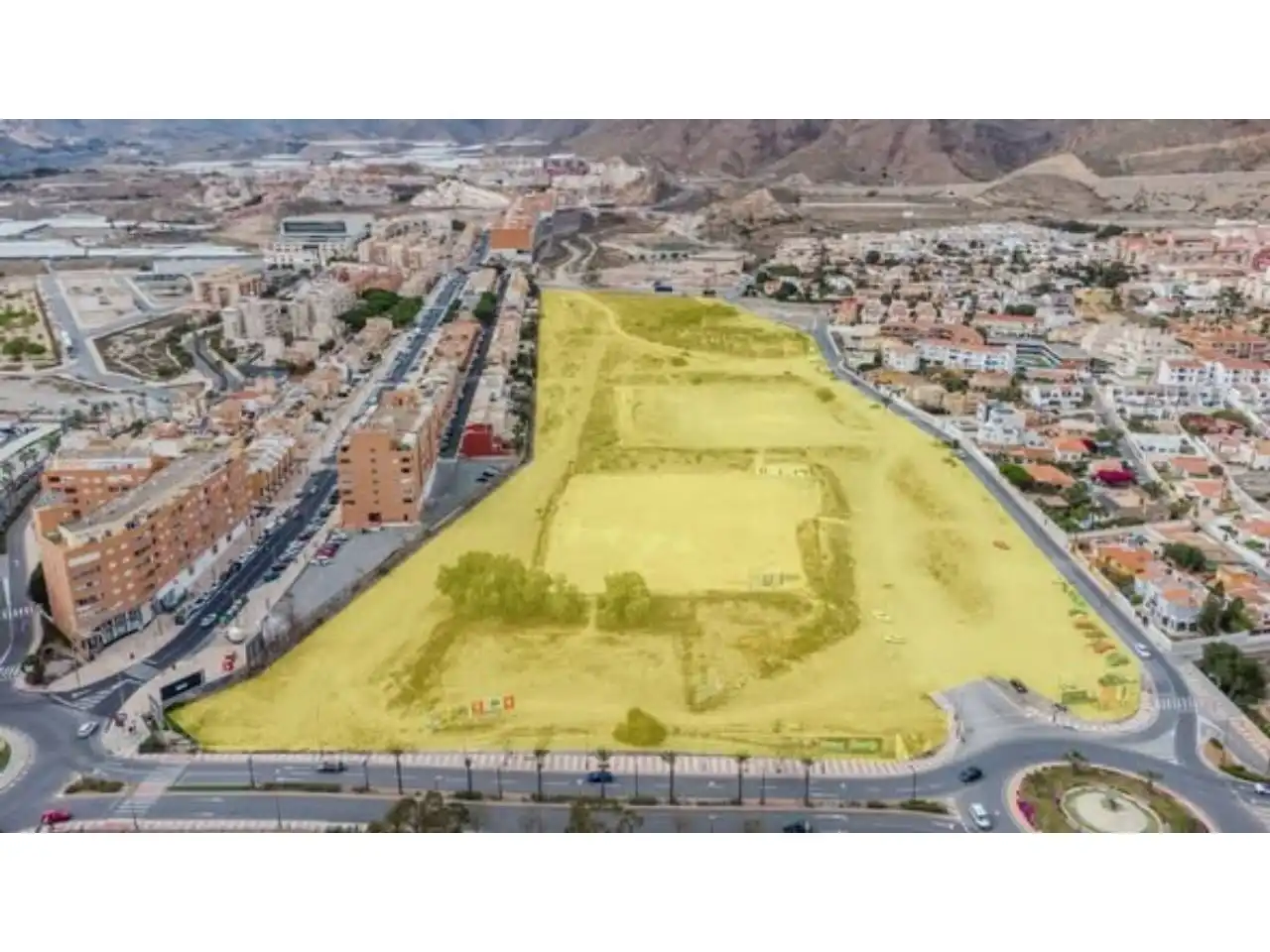Houses for sale in Roquetas de Mar  with Air Conditioner, Private garden and Terrace