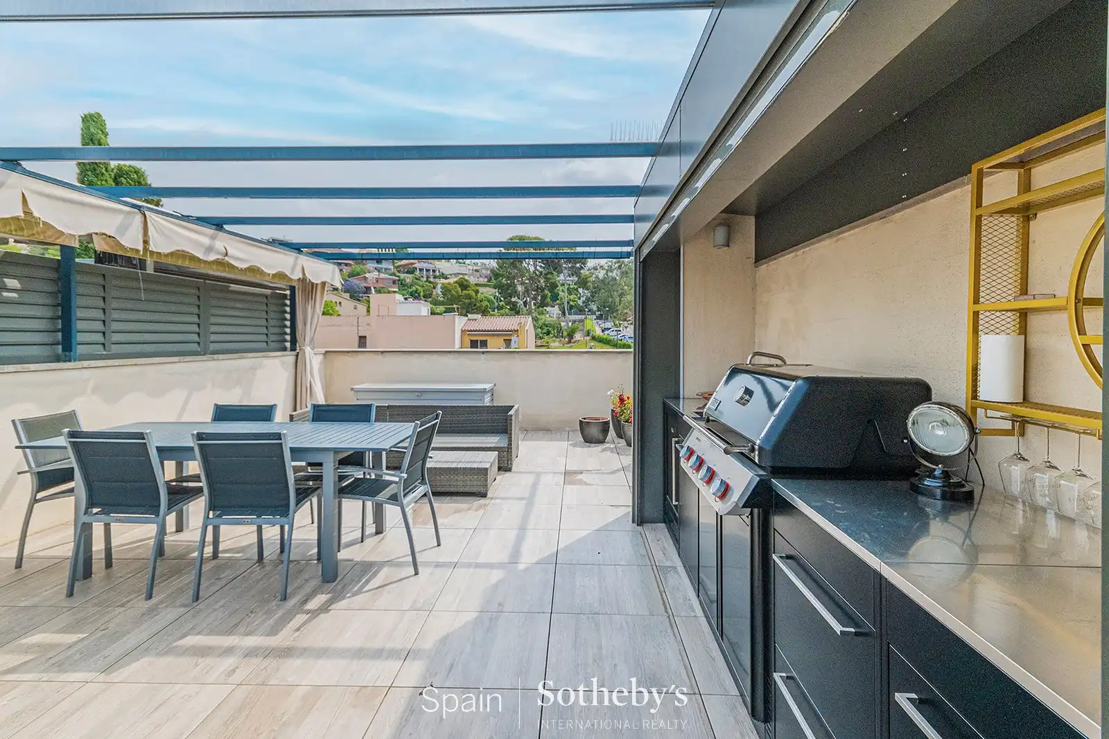 Terraza de Ático en venta en Sant Just Desvern con Aire acondicionado, Terraza y Trastero