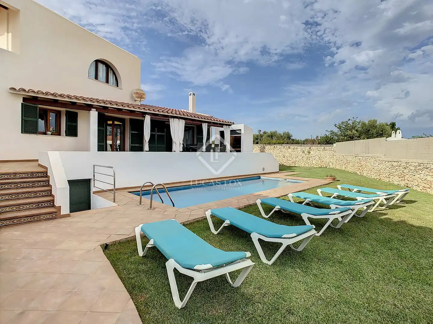 Vista exterior de Casa o xalet en venda en Ciutadella de Menorca amb Aire condicionat, Calefacció i Jardí privat