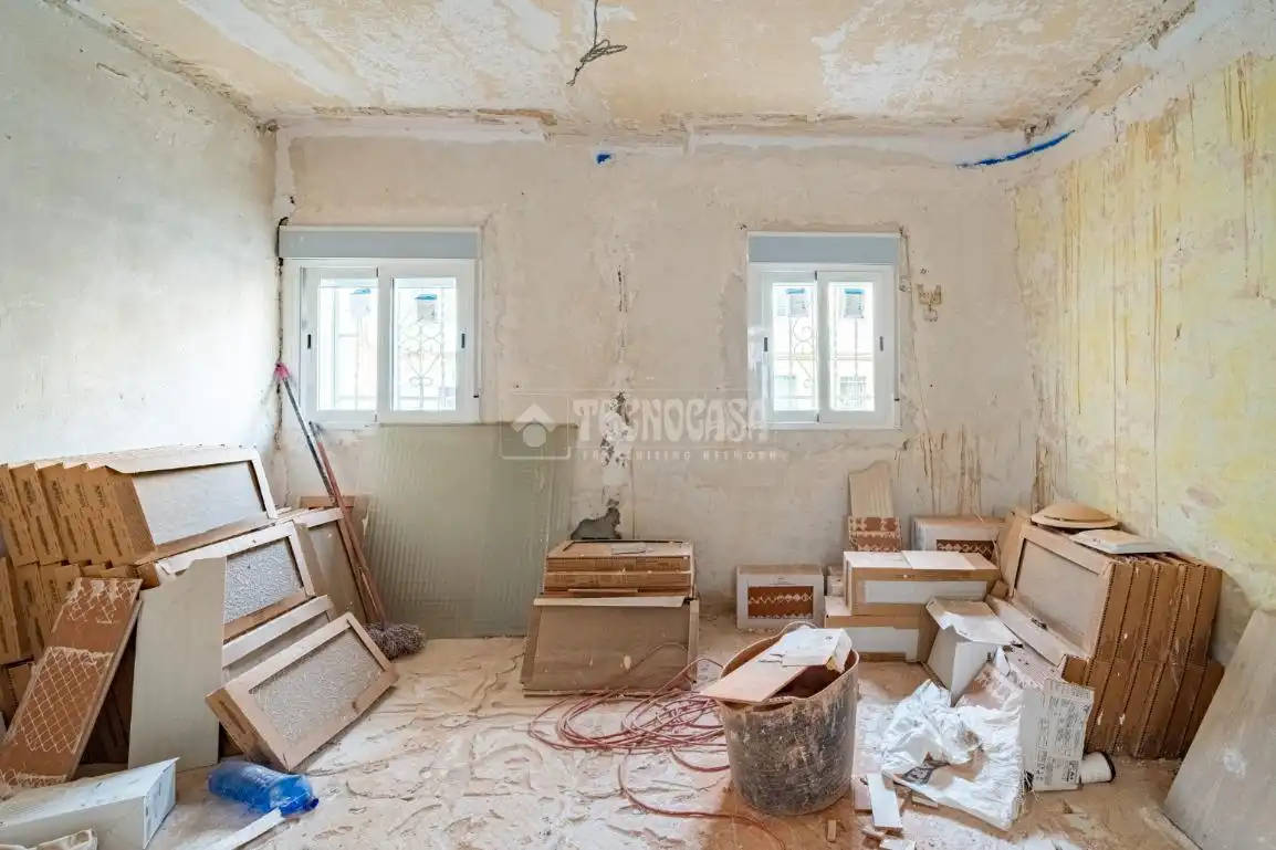 Flat for sale in Granada