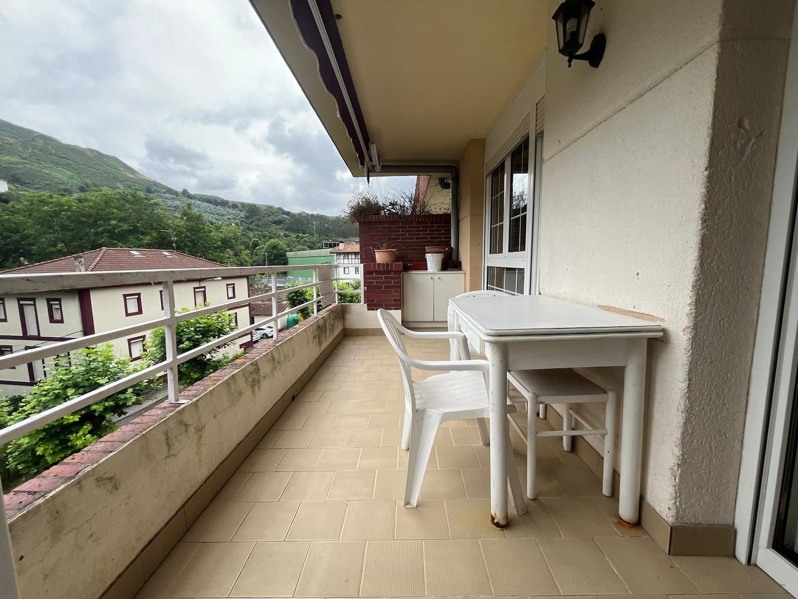 Balcony of Duplex for sale in Castro-Urdiales  with Heating, Terrace and Storage room