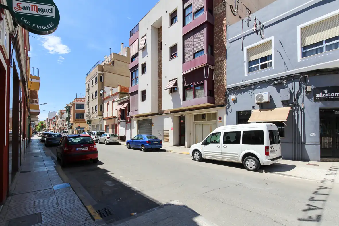 Parkplatz mit Aufzug zum Verkauf in Josep Pau Margantoni