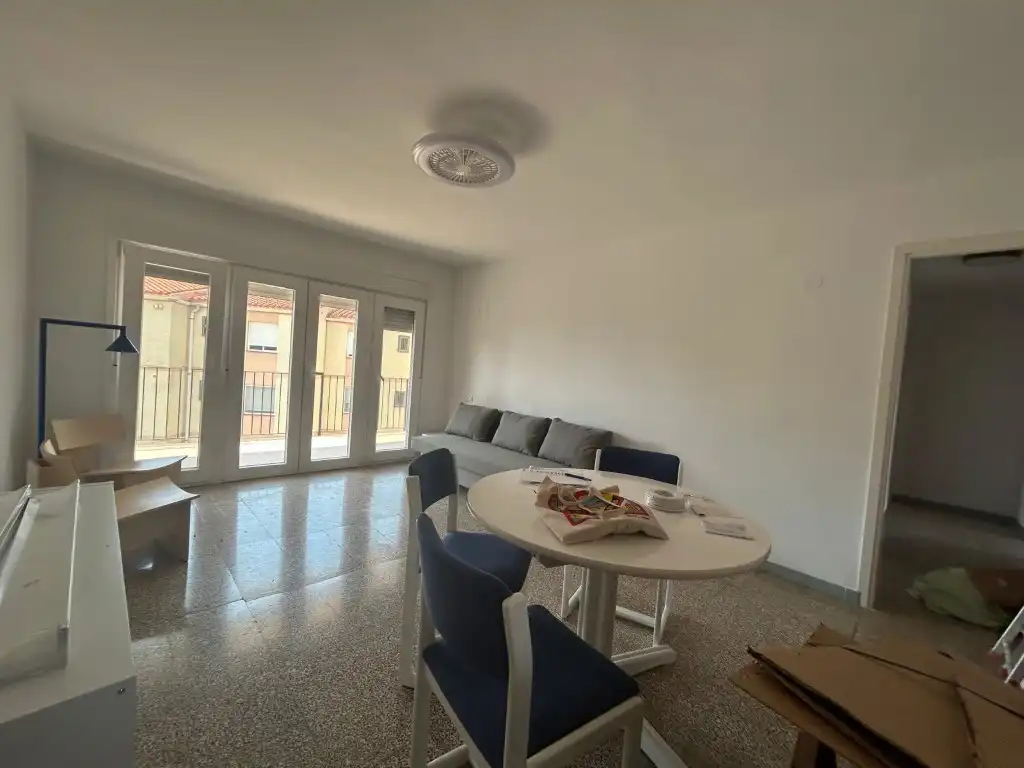 Piso con ascensor en venta en Calle Apostol Santiago, imagen 2