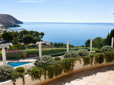 Casa con piscina in vendita a Carrer Tord